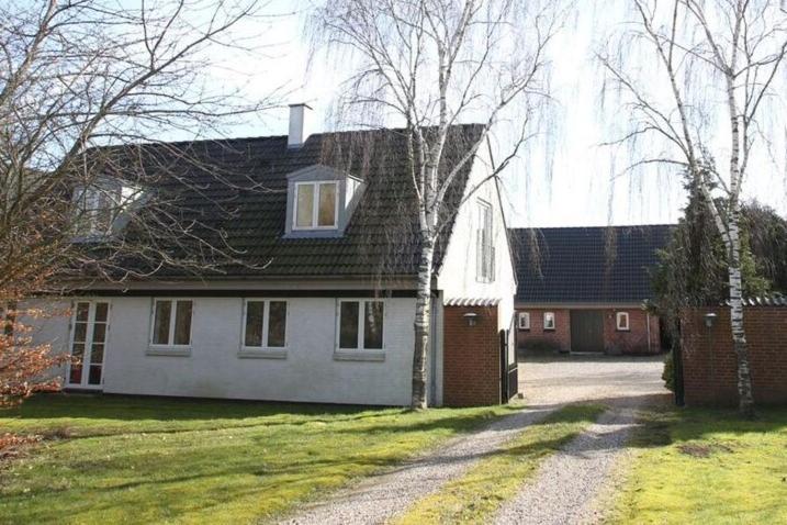Stenbrogard Harlev  Exterior photo